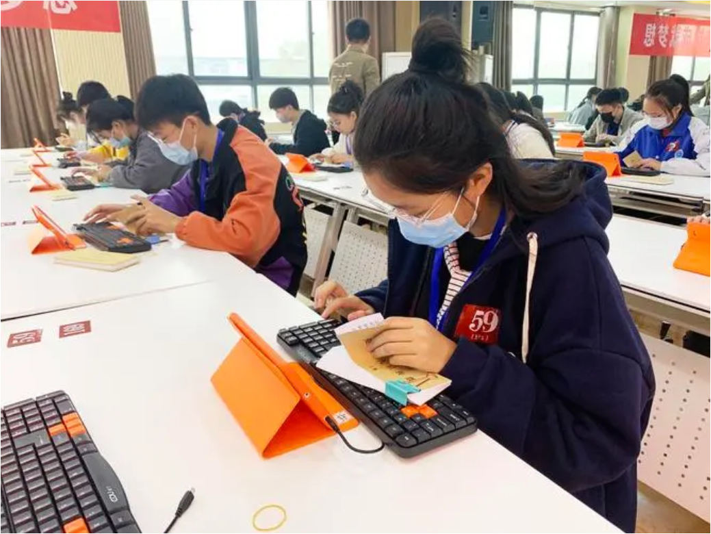 股票配资：快速提升资金杠杆，助你投资更上一层楼